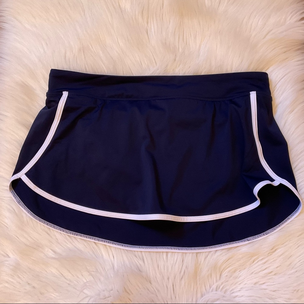 Lands End Sport Swim Skort - Size 14 - Navy & White